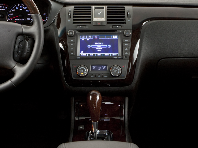 2010 Cadillac DTS Base