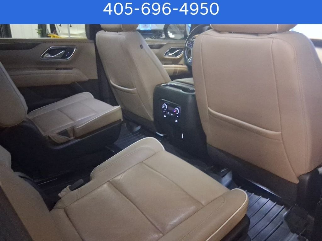 2021 Chevrolet Tahoe Premier Premium Package and Power Steps