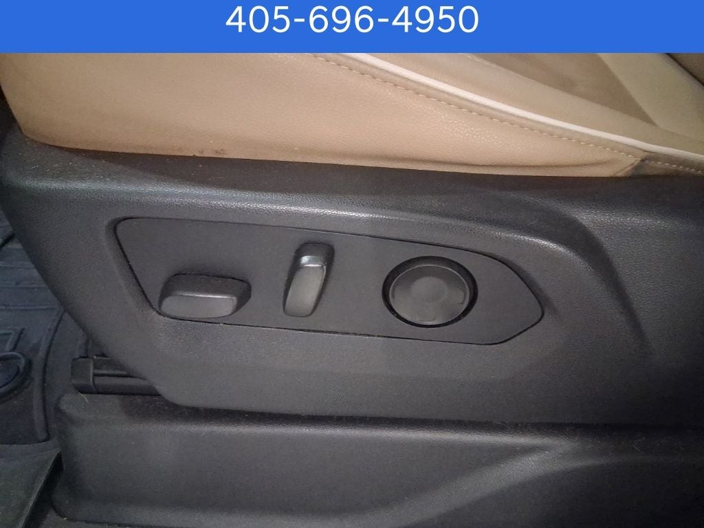 2021 Chevrolet Tahoe Premier Premium Package and Power Steps