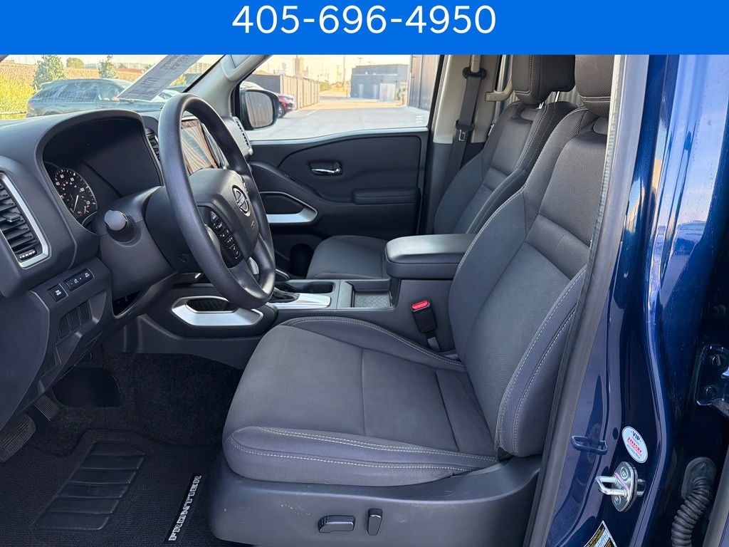 2022 Nissan Frontier SV