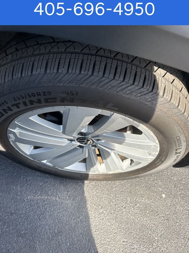 2022 Volkswagen Atlas Cross Sport 2.0T SE w/Technology