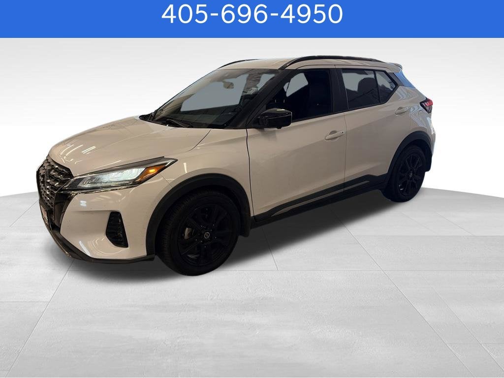 2021 Nissan Kicks SR