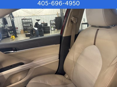 2020 Toyota Camry Hybrid XLE