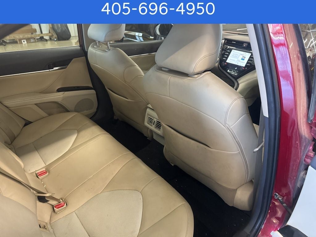 2020 Toyota Camry Hybrid XLE