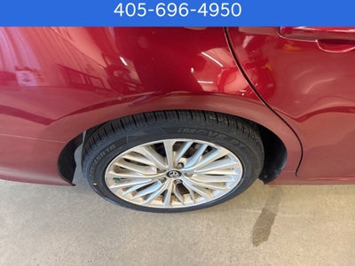 2020 Toyota Camry Hybrid XLE