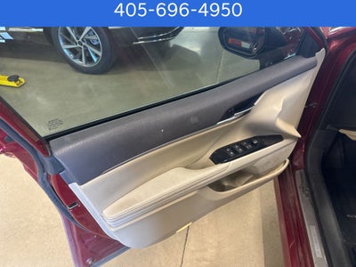 2020 Toyota Camry Hybrid XLE