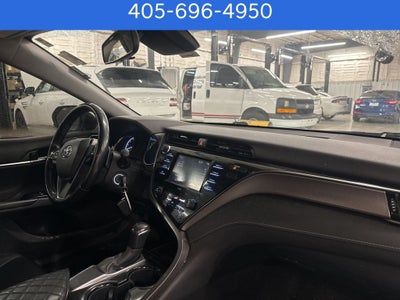 2020 Toyota Camry SE