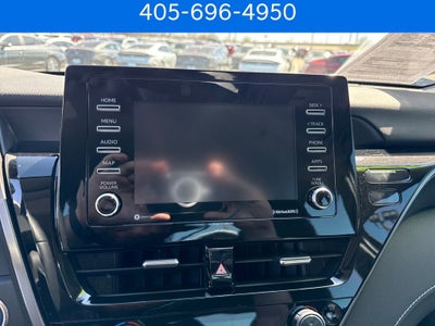2022 Toyota Camry Hybrid SE
