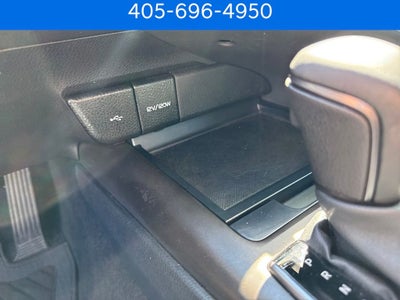 2022 Toyota Camry Hybrid SE
