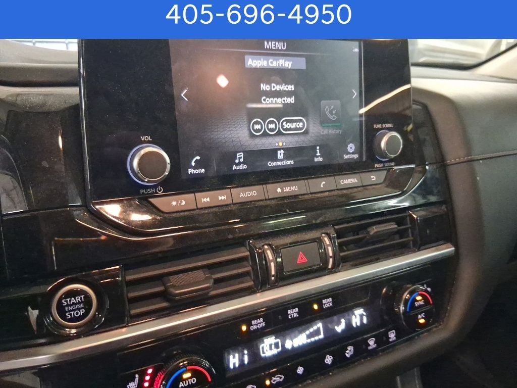 2022 Nissan Pathfinder SV