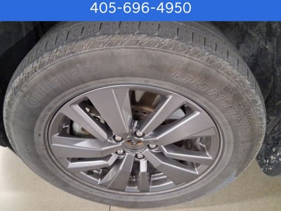 2022 Nissan Pathfinder SV