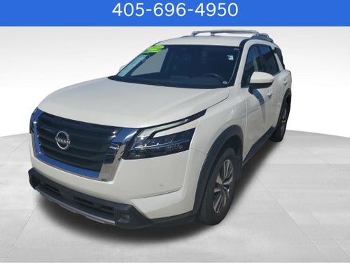 2022 Nissan Pathfinder SL