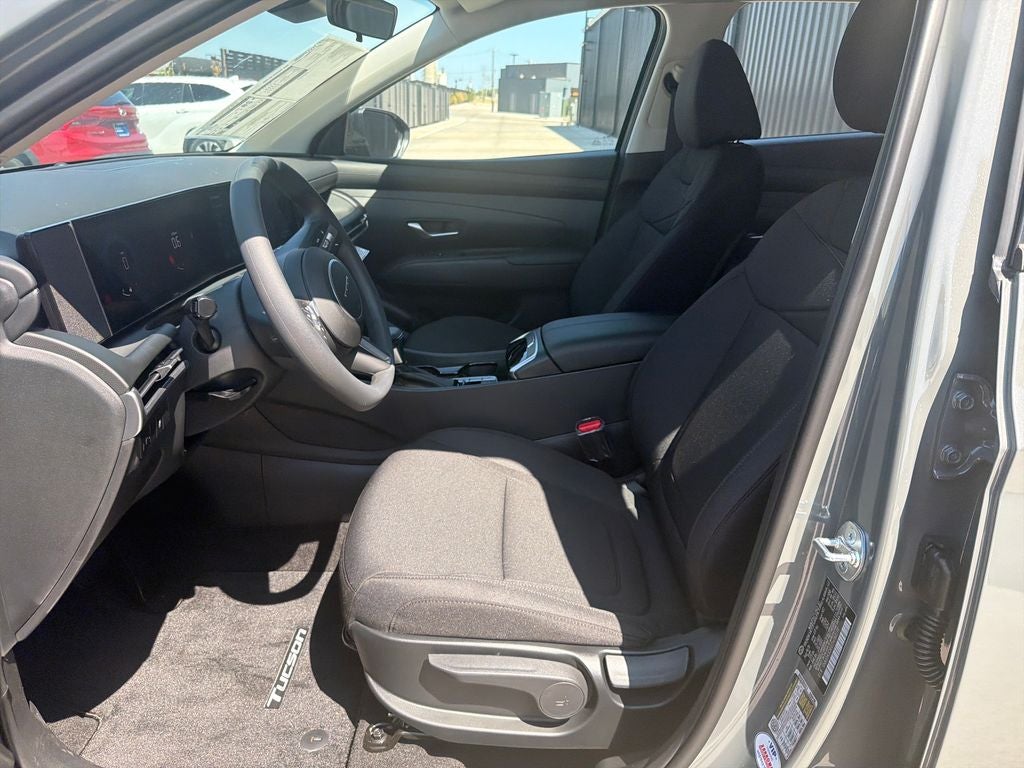 2026 Hyundai TUCSON SE FWD
