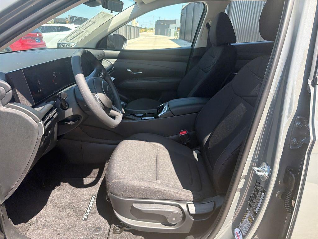 2026 Hyundai TUCSON SE FWD