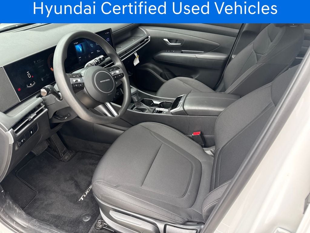 2025 Hyundai TUCSON SE