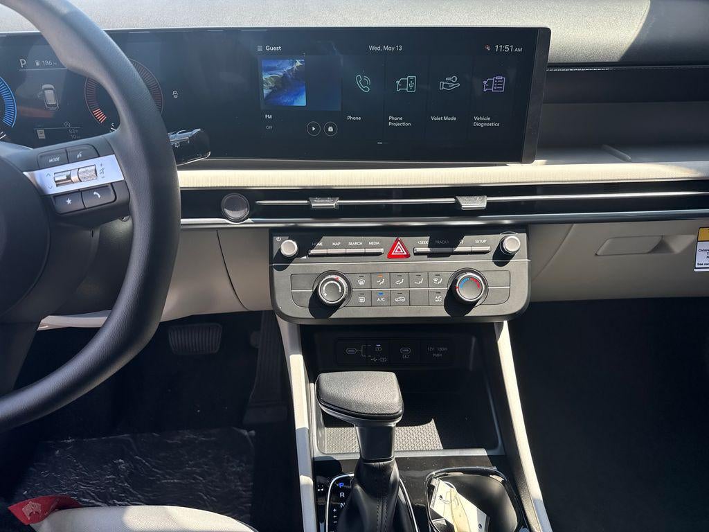 2026 Hyundai TUCSON SE FWD