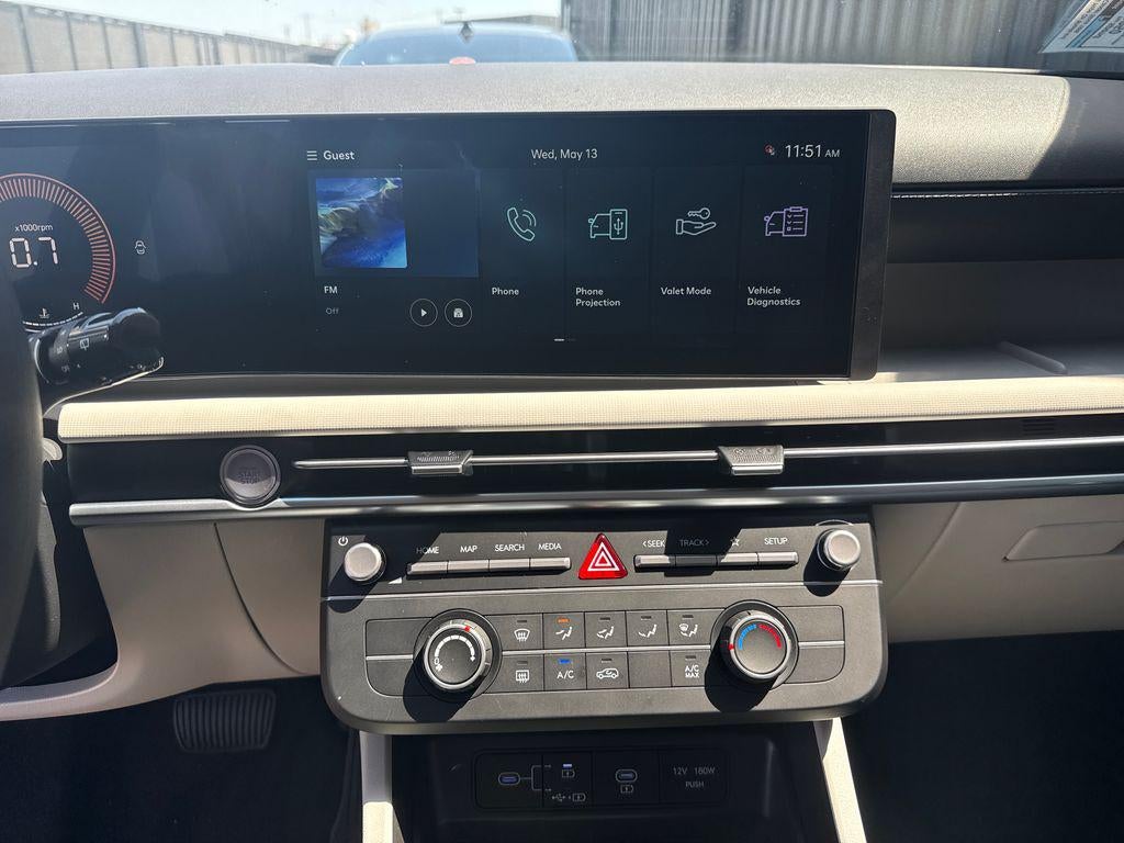 2026 Hyundai TUCSON SE FWD