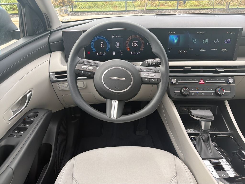 2026 Hyundai TUCSON SE FWD