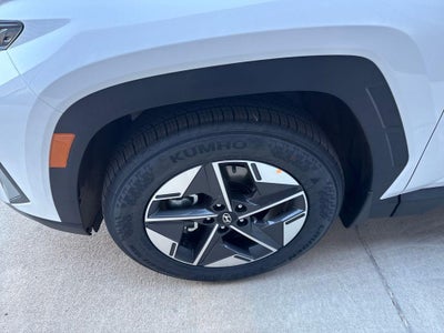 2026 Hyundai TUCSON SEL FWD