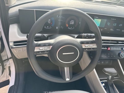 2026 Hyundai TUCSON SEL FWD