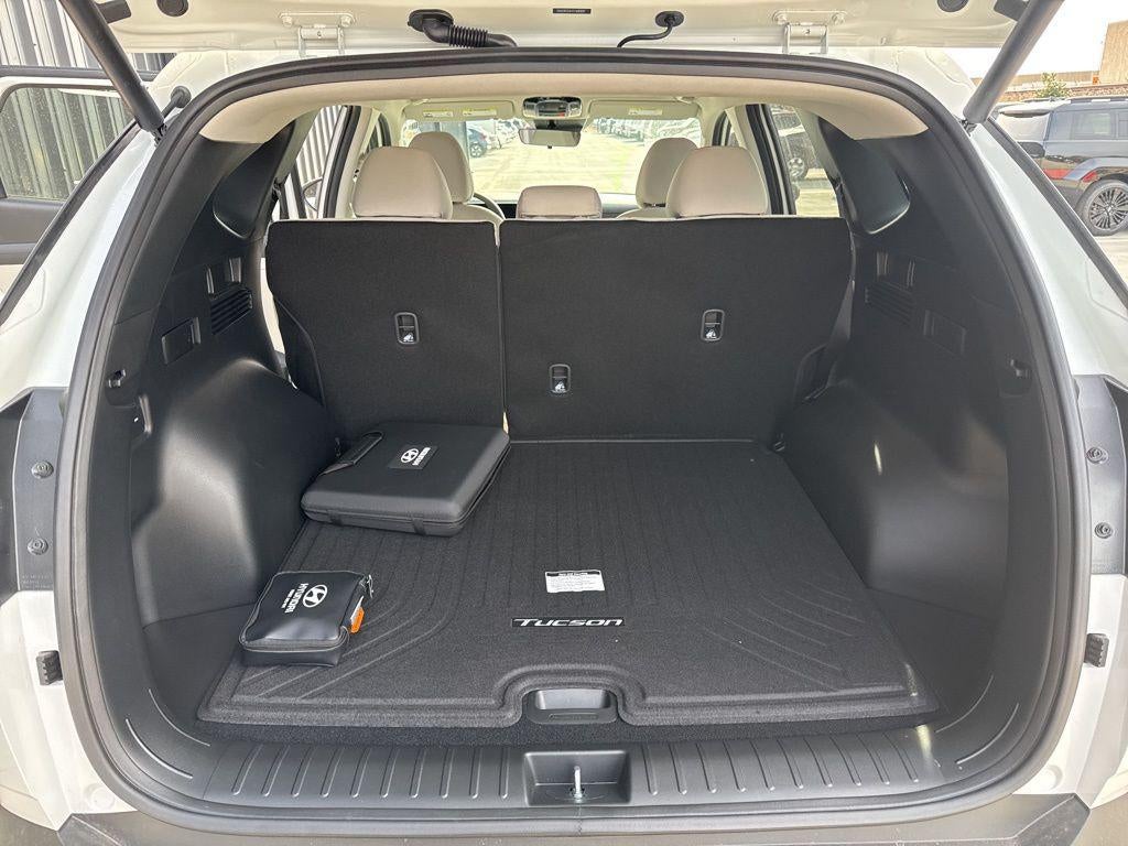 2026 Hyundai TUCSON SEL FWD