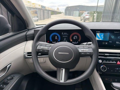 2026 Hyundai TUCSON SEL FWD