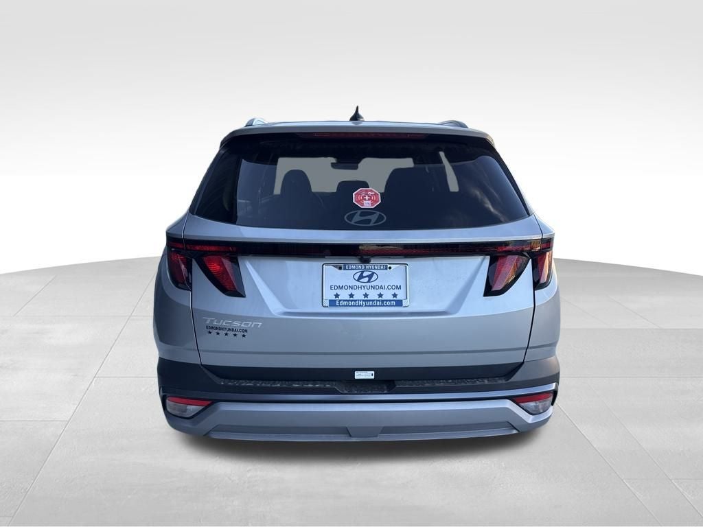 2026 Hyundai TUCSON SEL FWD