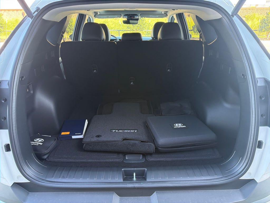 2026 Hyundai TUCSON SEL Premium FWD