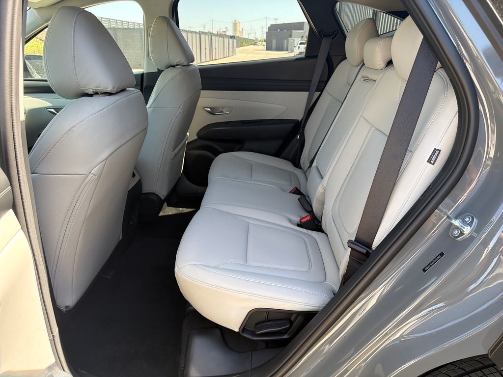 2026 Hyundai TUCSON SEL Premium FWD