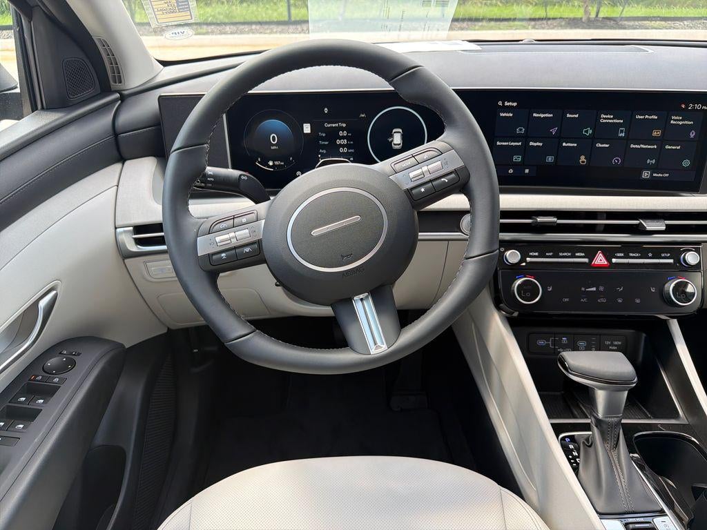 2026 Hyundai TUCSON SEL Premium FWD