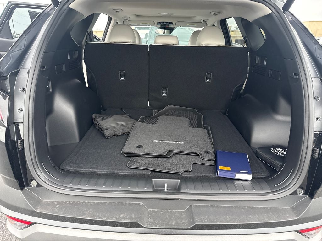 2026 Hyundai TUCSON SEL Premium FWD