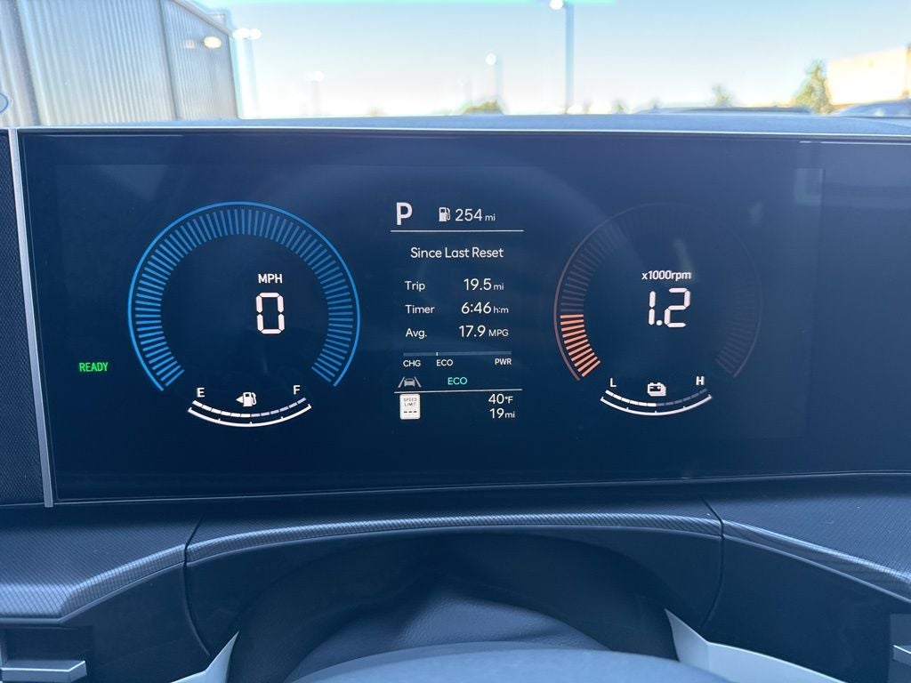 2026 Hyundai SANTA FE HYBRID SE