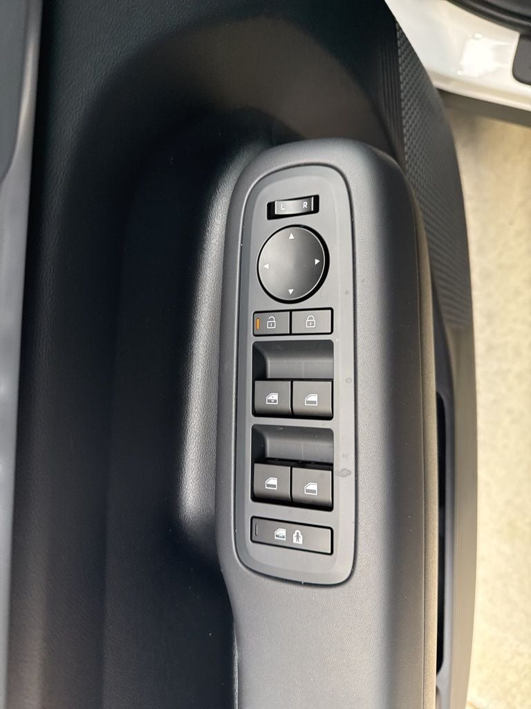 2026 Hyundai SANTA FE SE FWD