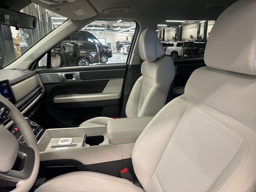 2026 Hyundai SANTA FE SE FWD