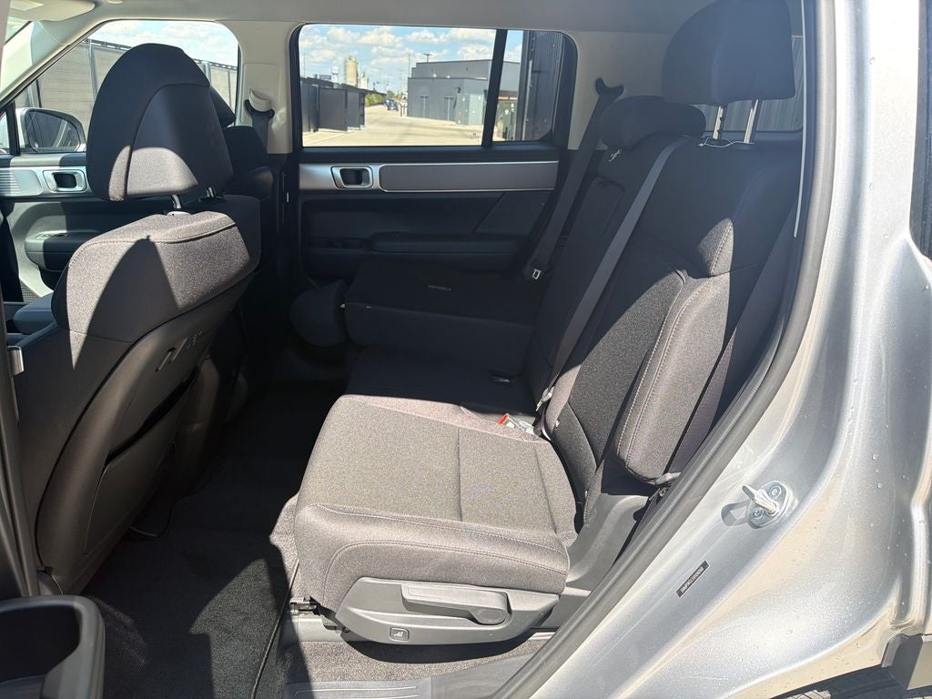 2027 Hyundai SANTA FE SE FWD