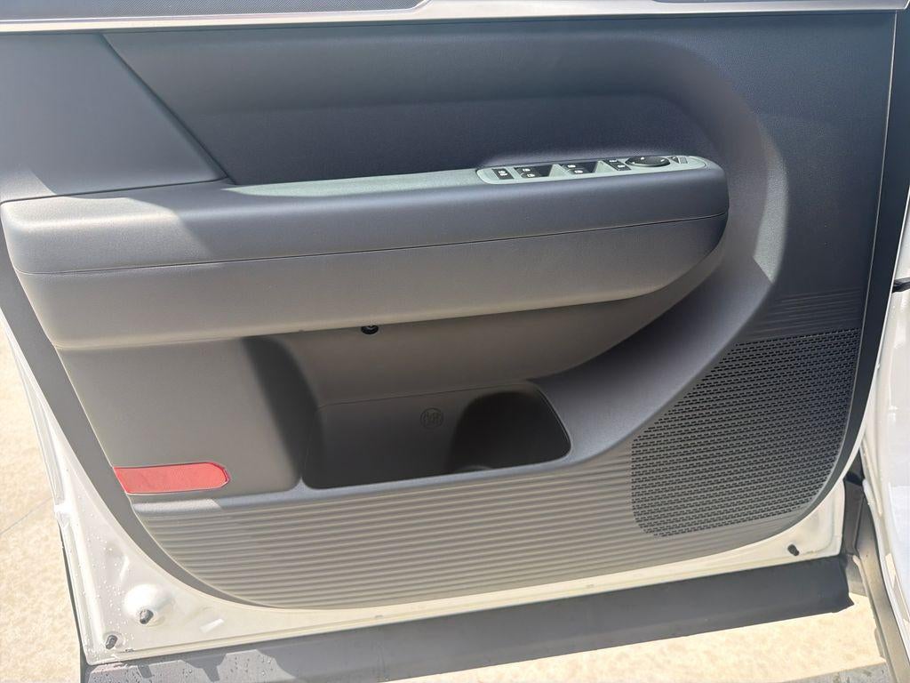 2027 Hyundai SANTA FE SE FWD