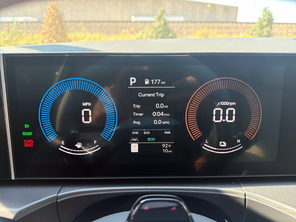 2027 Hyundai SANTA FE HYBRID SEL