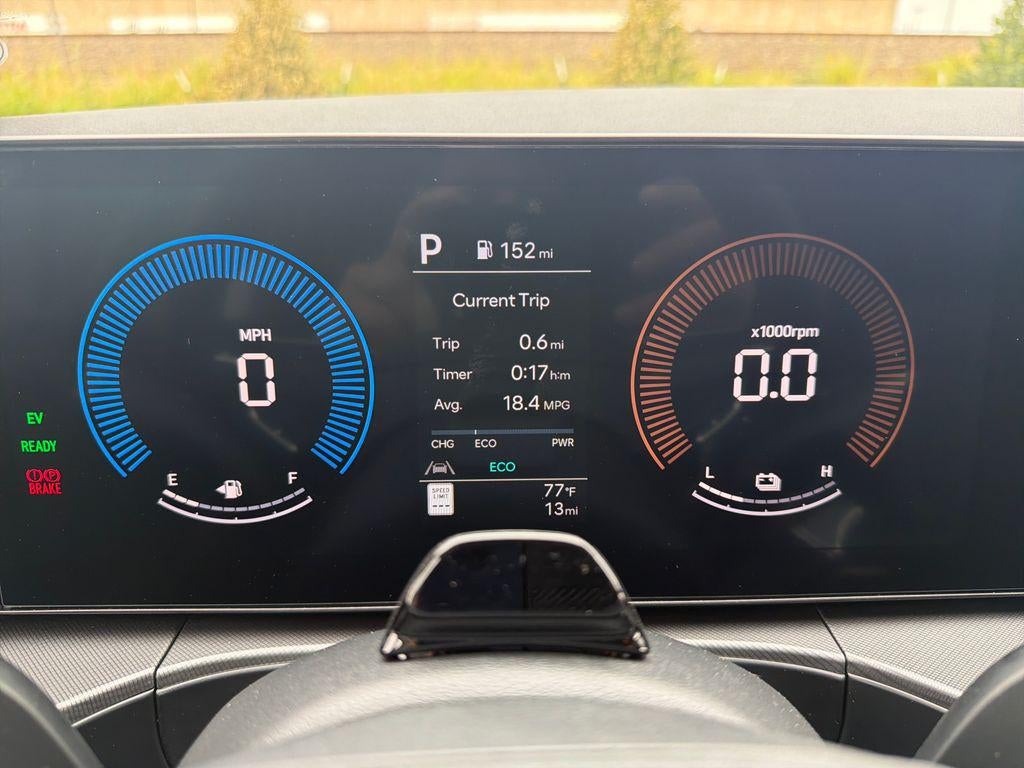 2027 Hyundai SANTA FE HYBRID SEL