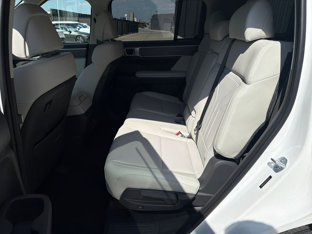 2027 Hyundai SANTA FE SEL FWD