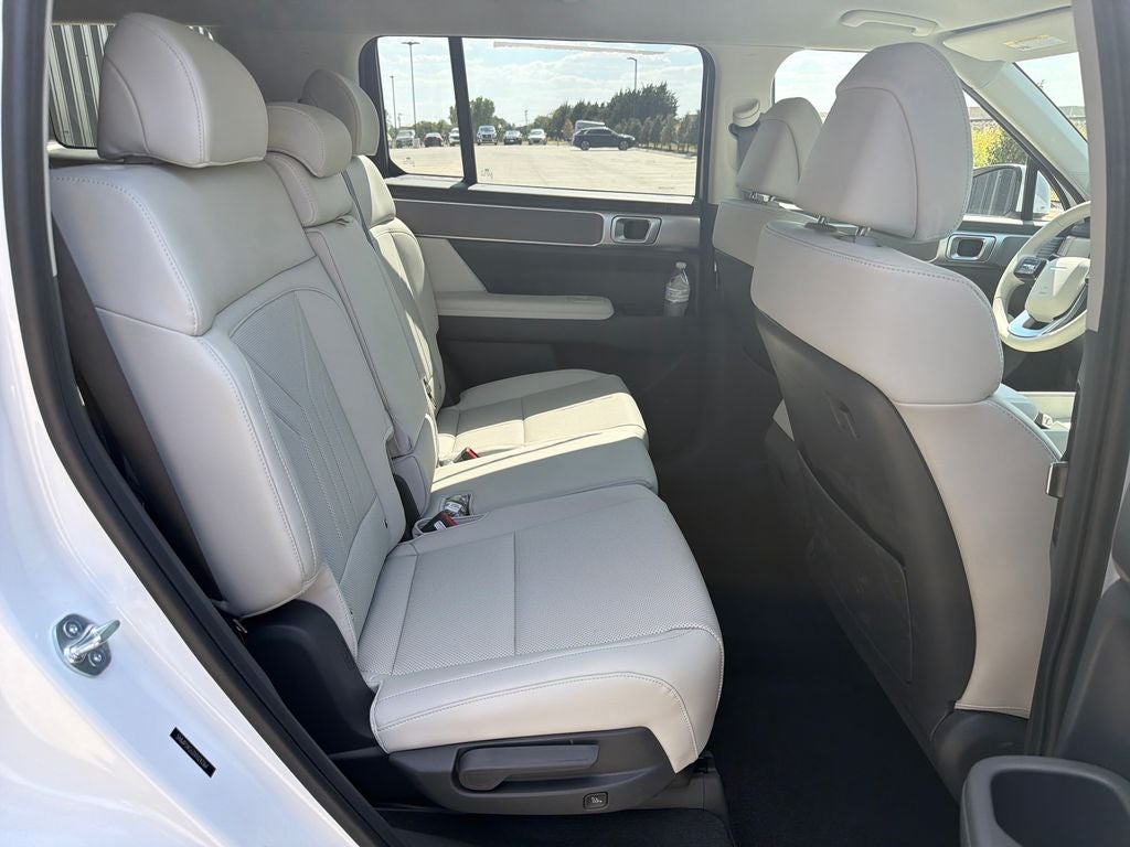 2027 Hyundai SANTA FE SEL FWD