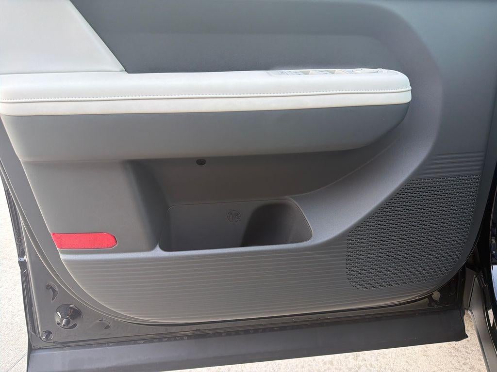 2027 Hyundai SANTA FE SEL FWD