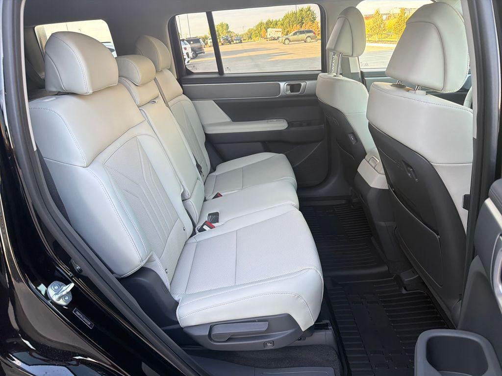 2027 Hyundai SANTA FE SEL FWD