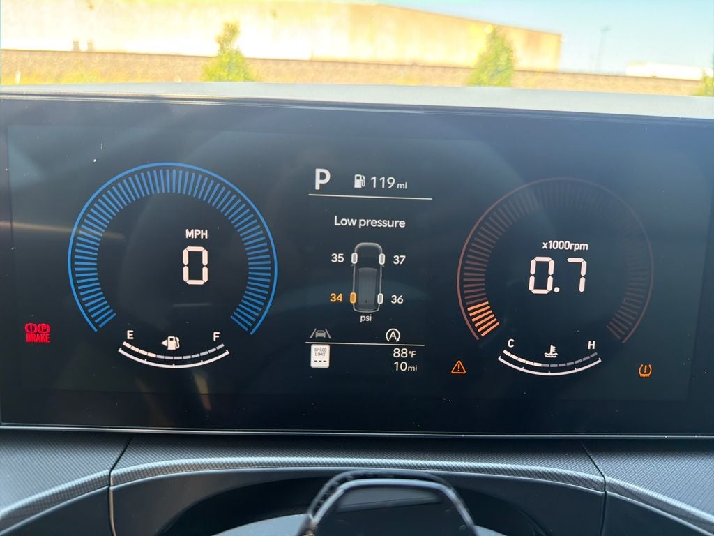 2027 Hyundai SANTA FE SEL FWD
