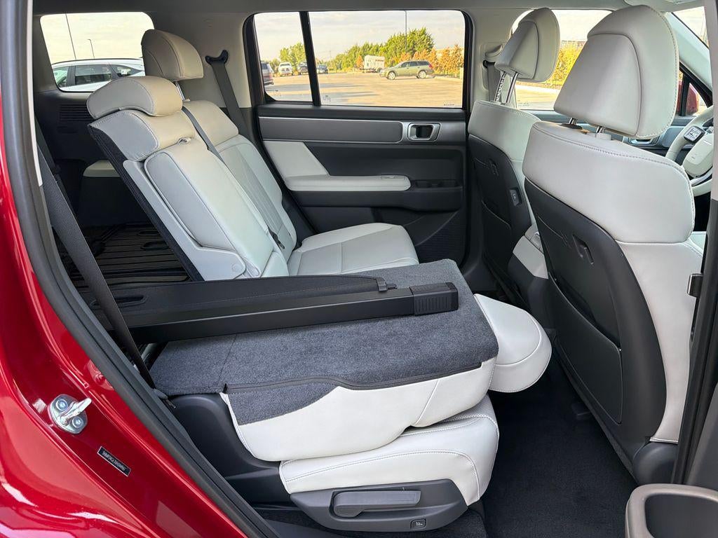 2027 Hyundai SANTA FE SEL FWD