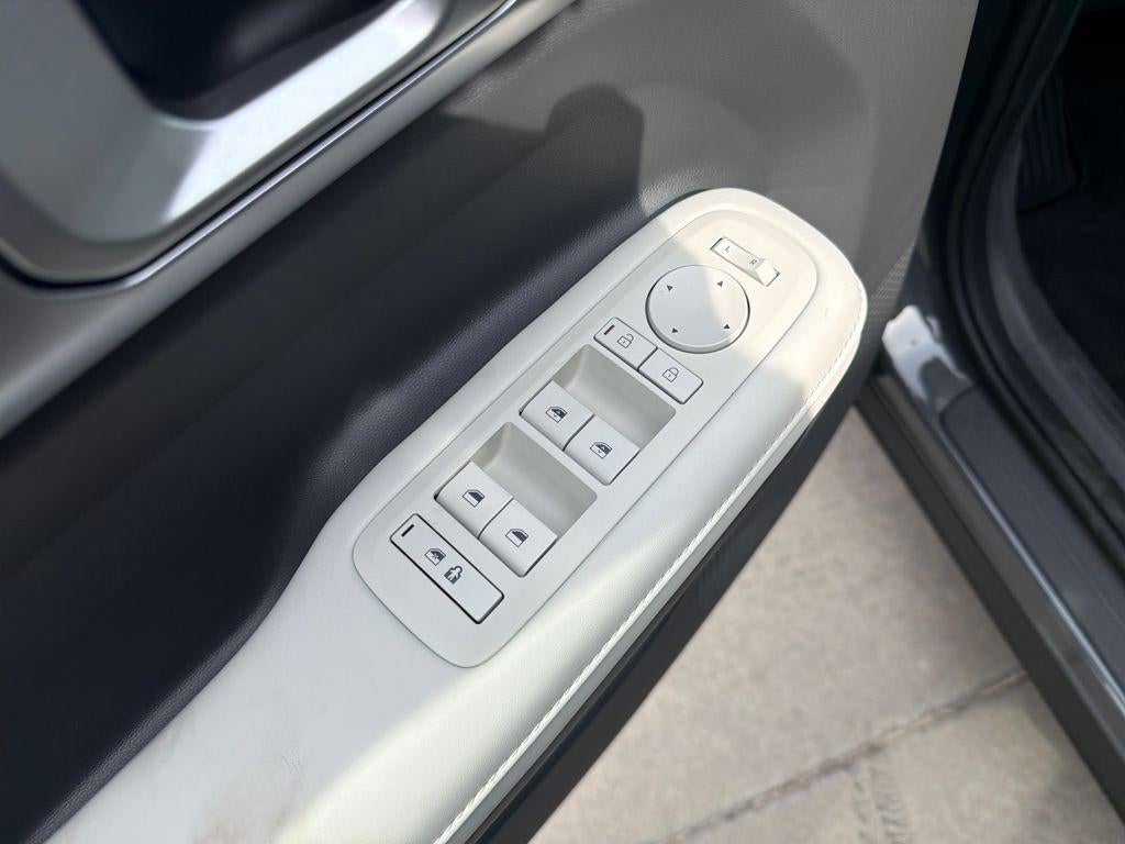 2027 Hyundai SANTA FE SEL FWD
