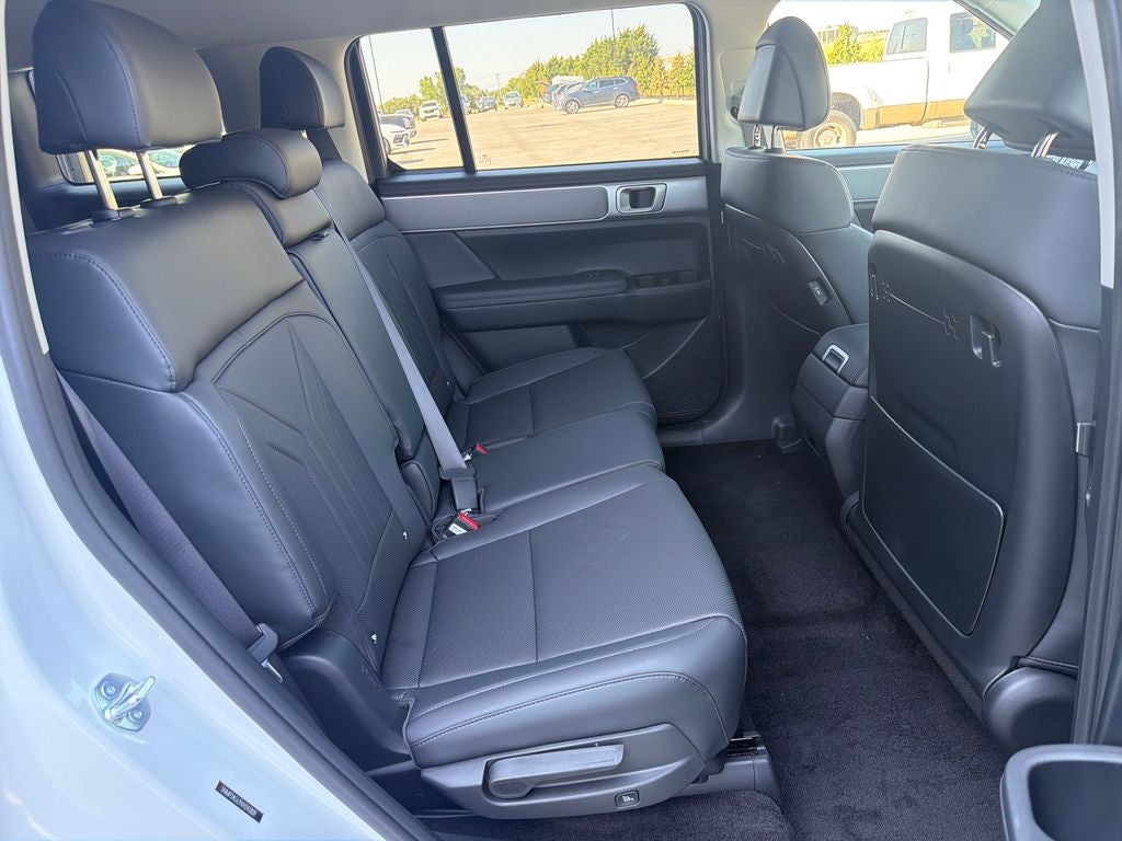 2027 Hyundai SANTA FE SEL FWD