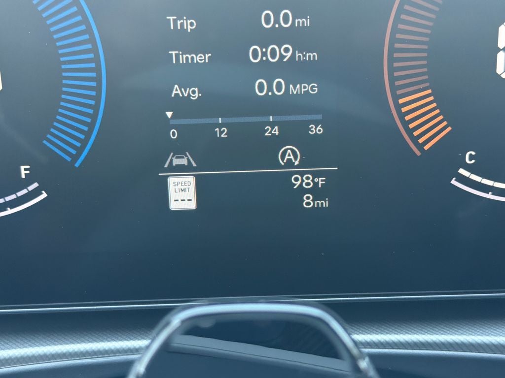 2027 Hyundai SANTA FE SEL FWD
