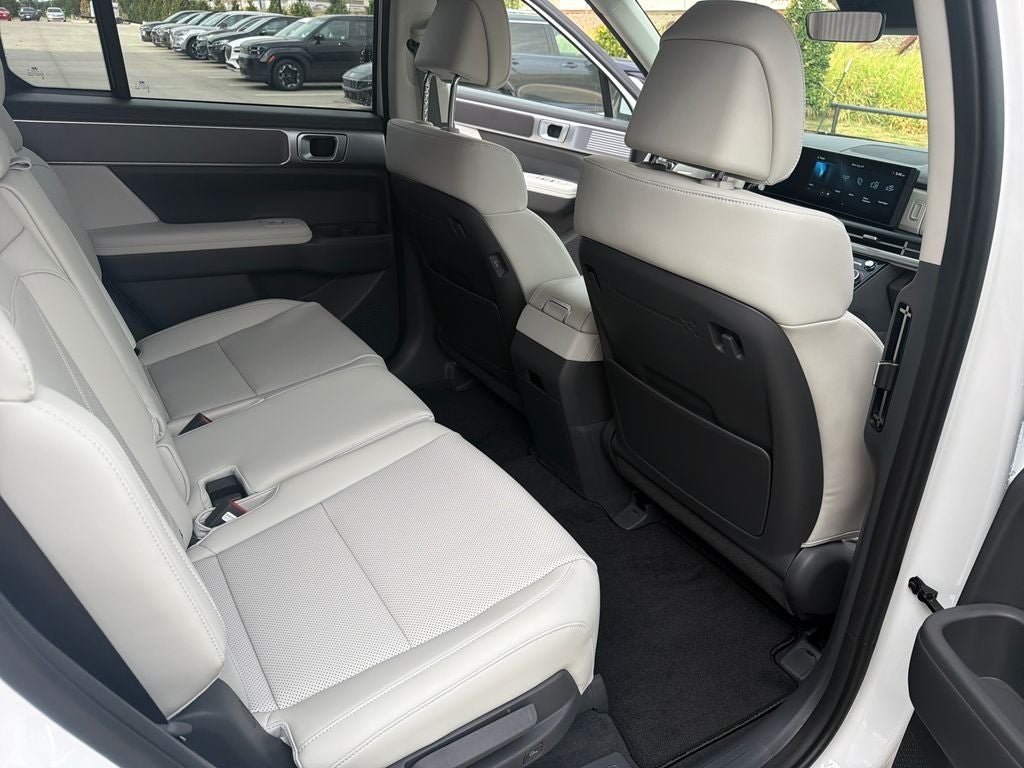 2027 Hyundai SANTA FE HYBRID SEL