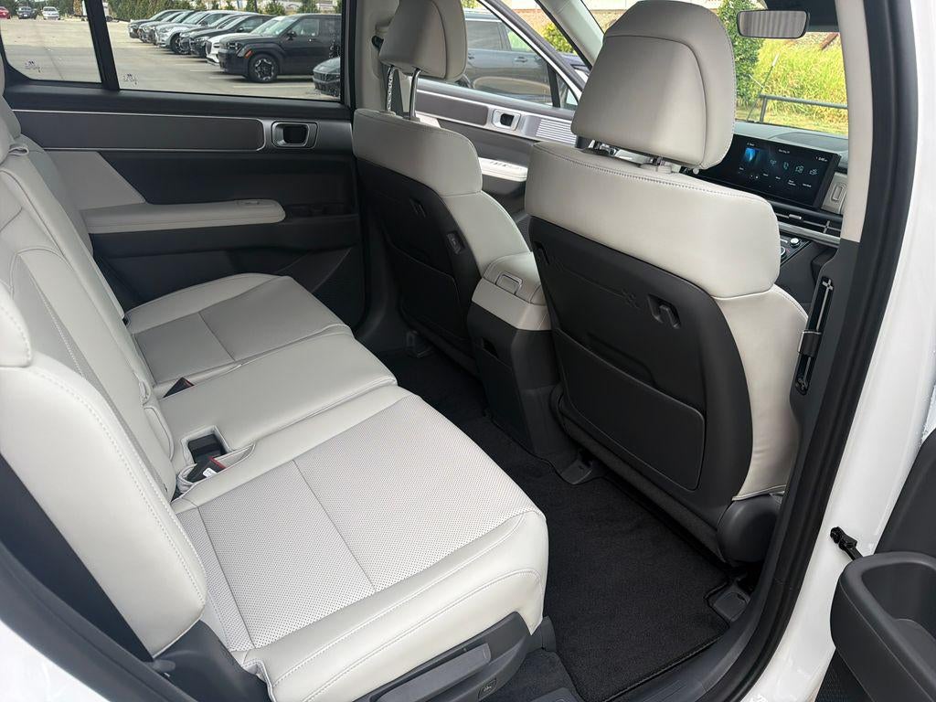 2027 Hyundai SANTA FE HYBRID SEL