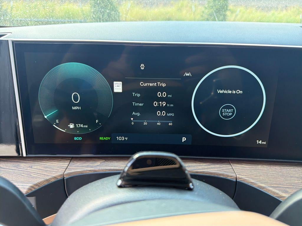 2027 Hyundai SANTA FE HYBRID Limited
